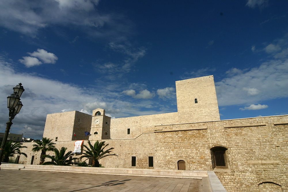 I dialoghi di Trani 6 Castello Svevo