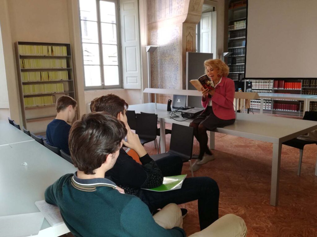 Eva Cantarella