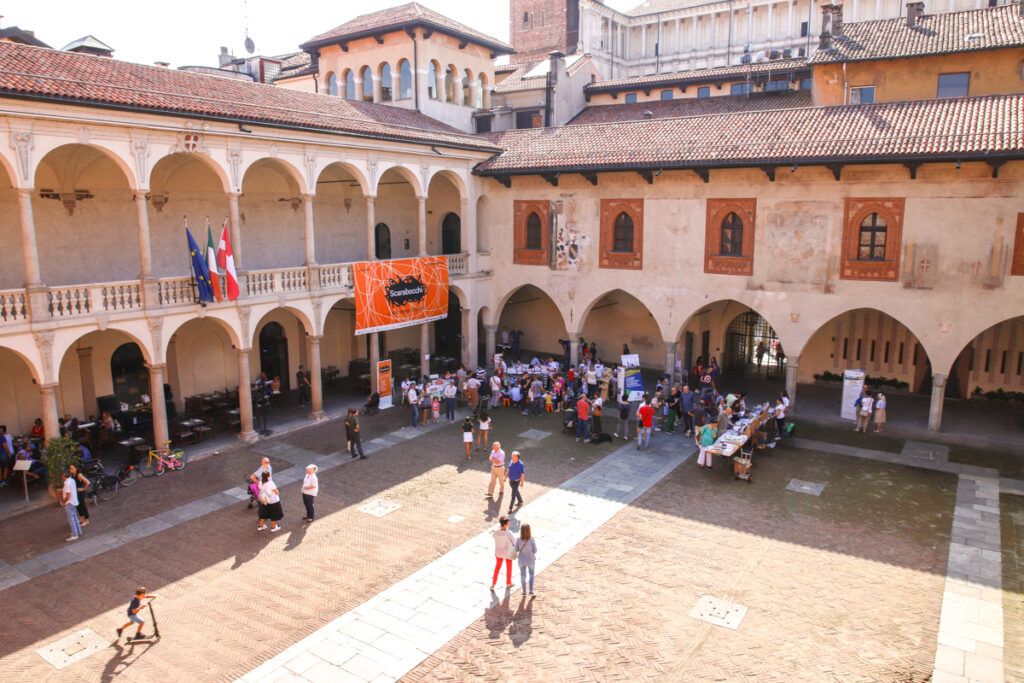 Scarabocchi. Il mio primo festival 2 Scarabocchi Cortile2